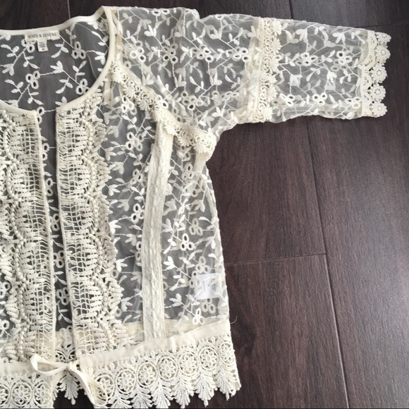Sixes & Sevens Tops - ❤️💚✨HOST PICKED✨ Ivory Lace Jacket